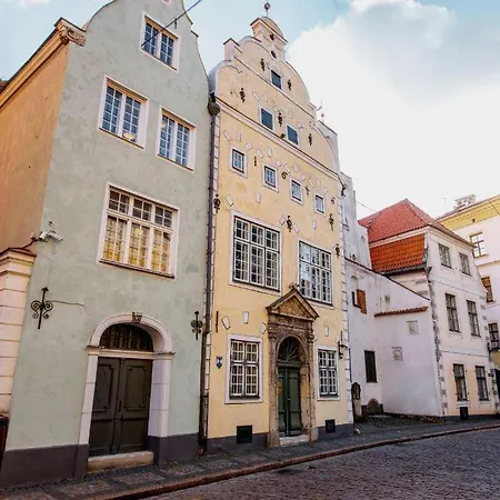 2 Old Town Apartment *